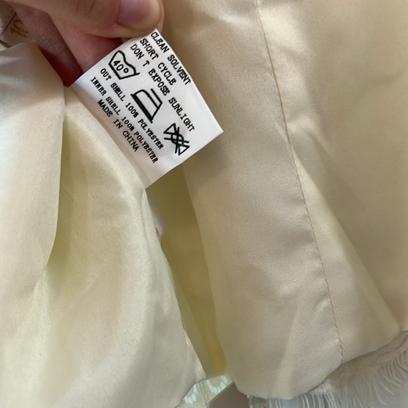 NWT Revelry Ivory Lace Top w/ Keyhole and Zippered Back - Size 10 - Picture 12 of 14